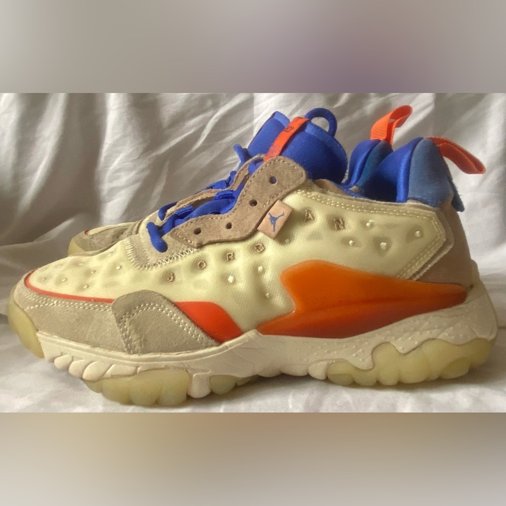 Nike Air Jordan Women's Shoes Delta 2 Size 7 Hyper Royal Orange CW0913-101